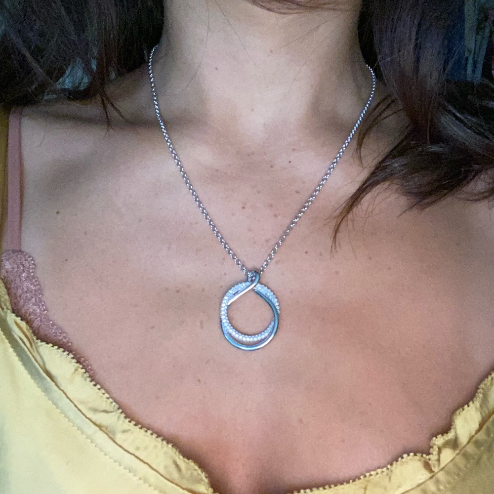 Gorgeous Swarovski pendant